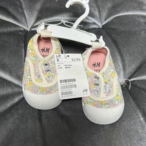 H&M floral baby shoes